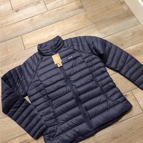 Patagonia Women's Down Sweater jacket in a navy blue color XL New with tags - Picture 6 of 12